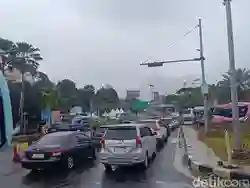 Lebih dari 25 Ribu Kendaraan Menuju Puncak pada Pagi Hari Ini